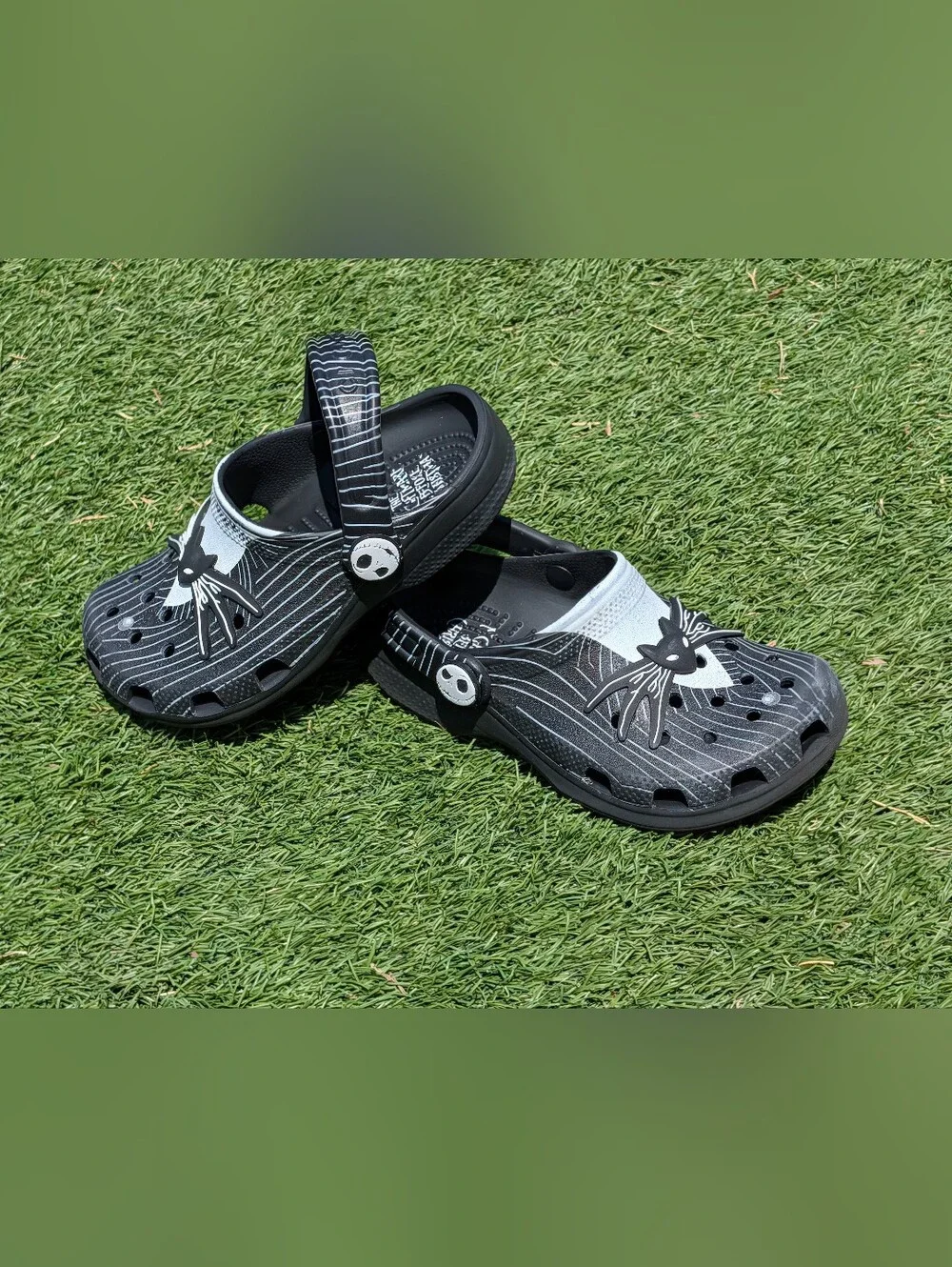 Disney Nightmare Before Christmas Crocs Clogs Jack Skellington Big Kids Size J1